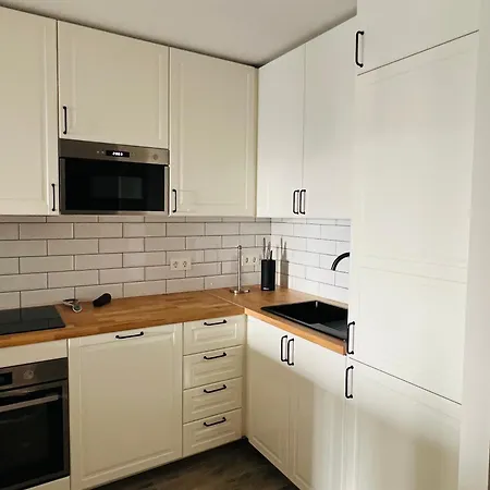 Sunset Apartment *